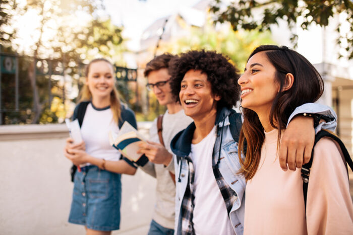 Fachhochschulreife Gesundheit Soziales AdobeStock 163752525 Fachhochschulreife Gesundheit und Soziales